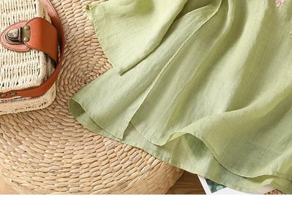 Retro Round Neck Cotton and Linen Embroidered Shirt for Women in Summer New Loose and Elegant Temperament Five-point Sleeve Top