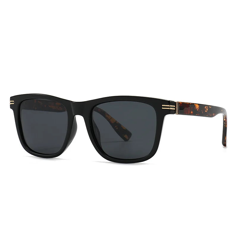 Trending Square Men Punk Rivets Sunglasses Retro Dark Green Eyewear Women Shades UV400 Polarized Sun Glasses