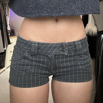 BB Hip Hop Fashion Street Clothing Graphic Printing Style Women Black Shorts Ins Y2K Goth Slim Denim Shorts