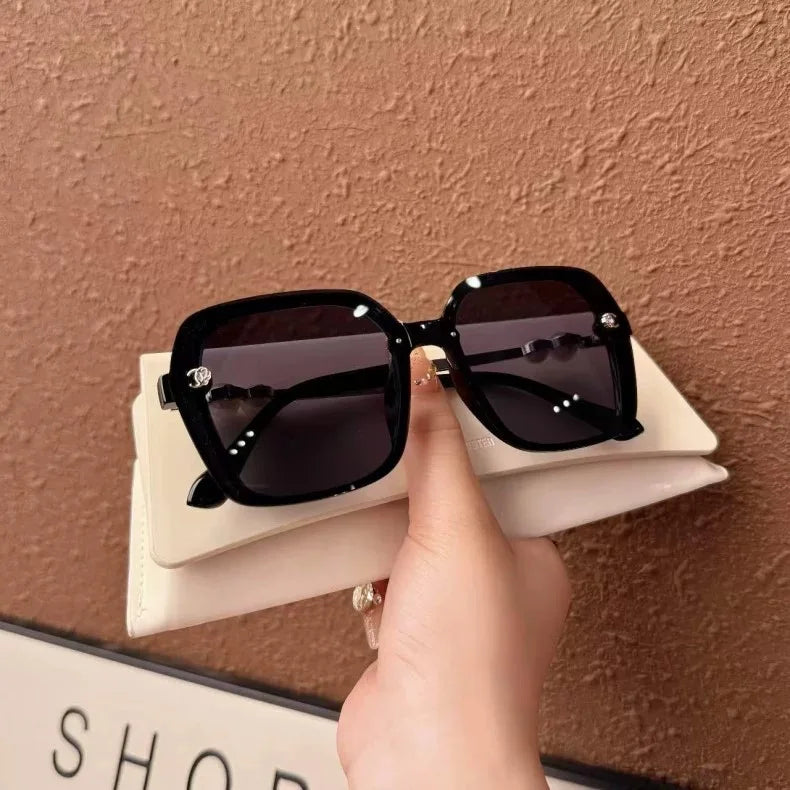 2025 Oversized Polarized Sunglasses for Women and Men  Pearl Fashion Square Designer Sun Glasses Unisex Eyewear UV400 Sunglass