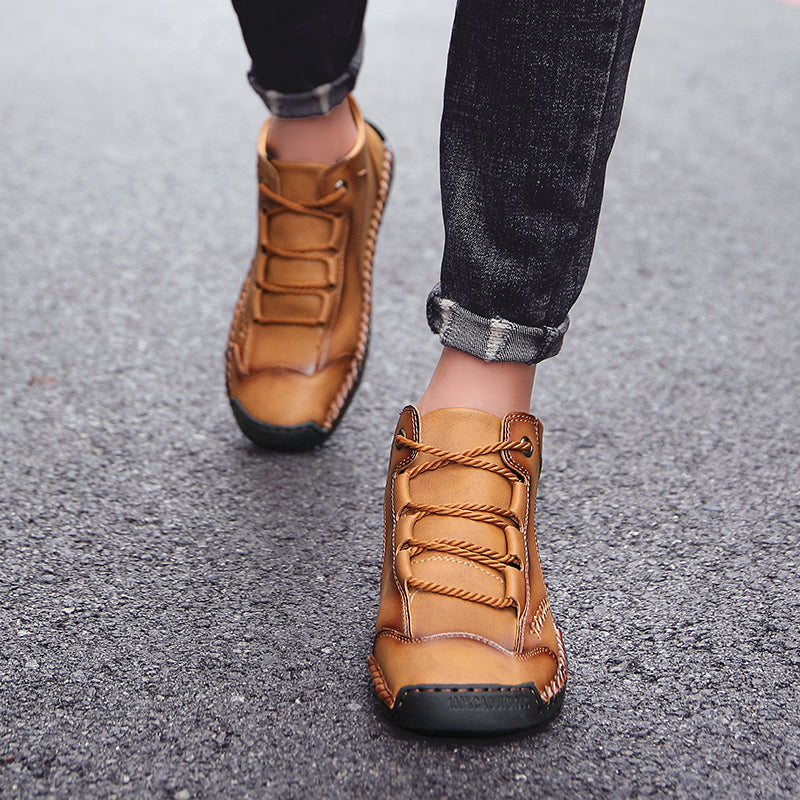 Fashion Men Ankle Boots Handmade Mens Boots Lightweight Mens Designer Boots Outdoor Sneakers Leather Work Boots Plus Size 38-48