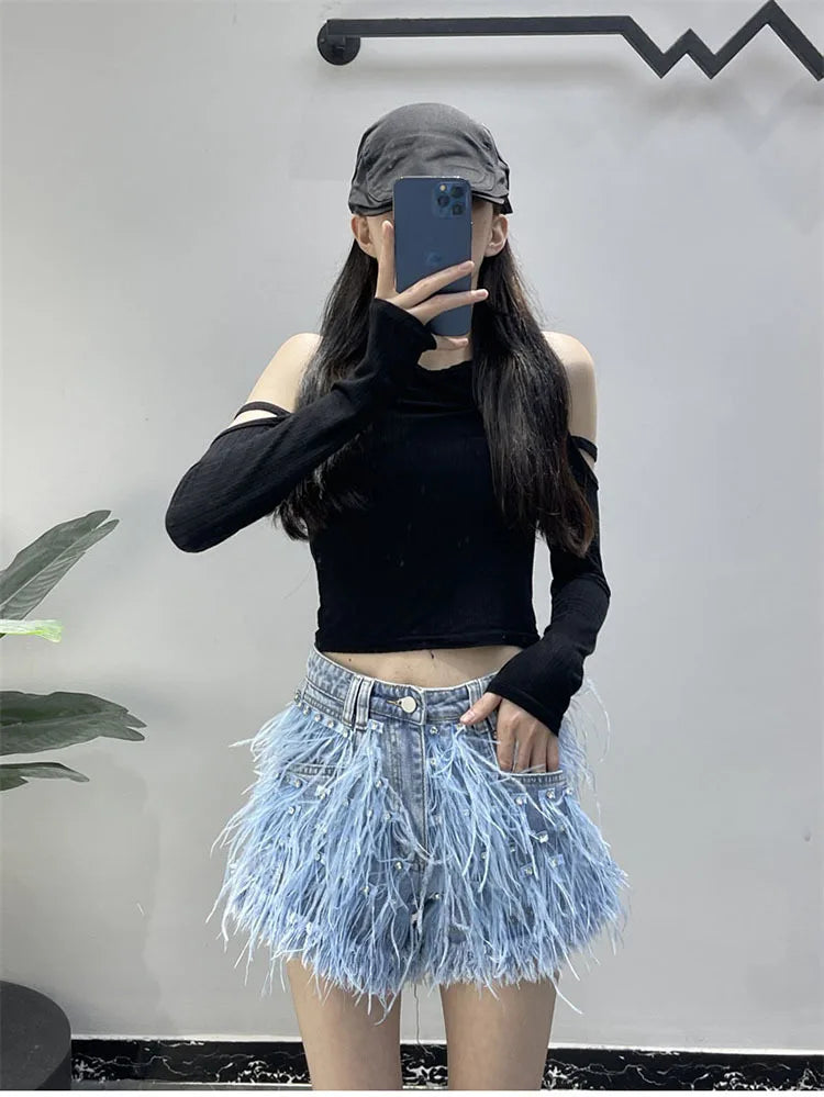 Summer Street Hot Girls Short Jeans Female Chic Feather Diamond Denim Shorts Women Retro Washed Hot Pants Sexy Night Club Shorts