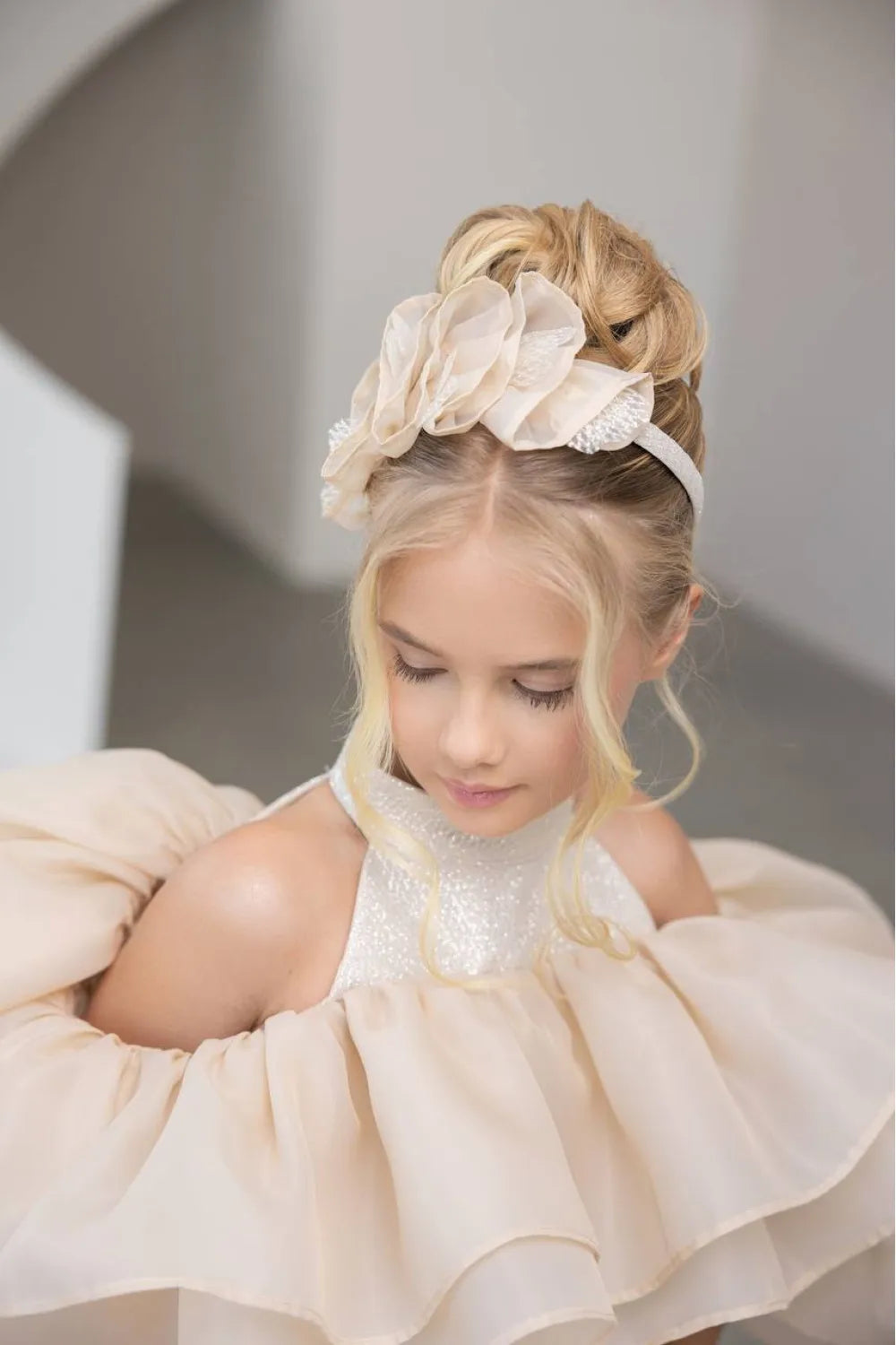Beige Flower Girl Dresses for Wedding Toddler Girl's Birthday Gowns Customized High Neck Baby Pageant Outfit Dress