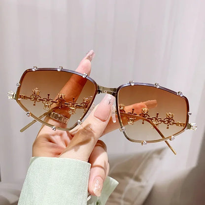 Diamonds Fashion Sunglasses Women 2024 Vintage Shades UV400 Luxury Rhinestones Sun Glasses Female Punk Big Men Eyewear