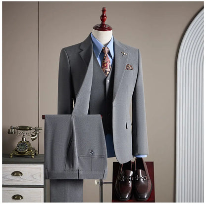 High-quality, Fashionable and Stylish Plus-size Men's Solid-color Suit Set, Men's Three-piece Set, One-button Casual Suit