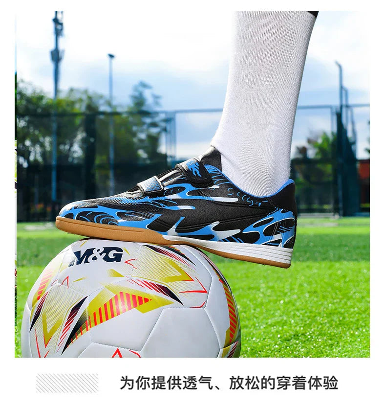 New Hot Kids Soccer Shoes School Football Boots Boys Girls Cleats Grass Sneakers Child Outdoor Athletic Training Sports Footwear