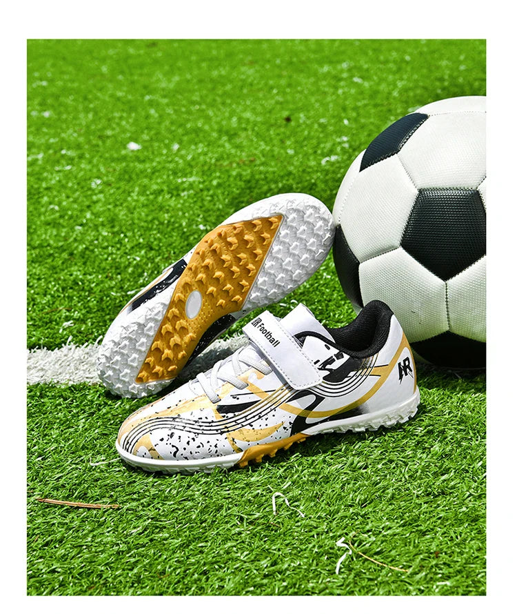New Men Kids Professional Soccer Shoes Grass Boys Ultralight Football Boots Match Training Shoes Cleats Non-Slip Drop Shipping