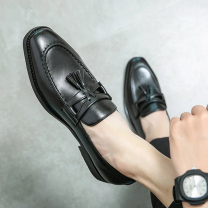 Mens Luxury Tassel Flats Leather Casual Office Designer Brogue Loafers Moccasin Wedding Oxford Footwear Dress Shoes for Men 2022