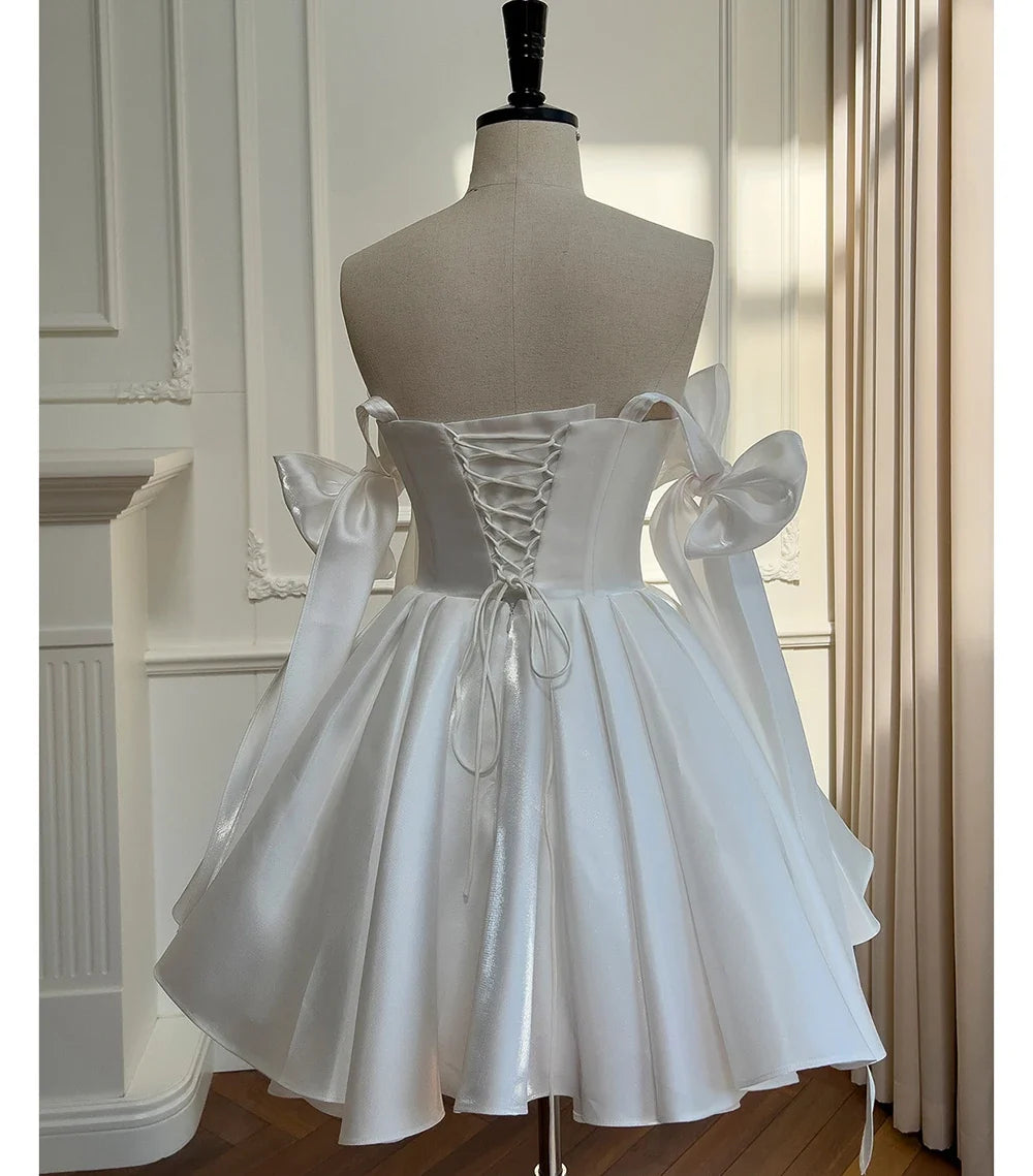 White Satin Bow Spaghetti Straps Cocktail Dresses A Line Knee Length Short Party Dresses Homecoming Dresses Formal Prom Gowns