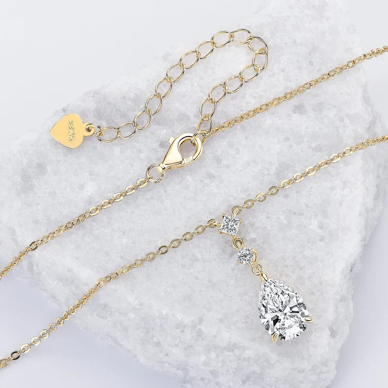 2CT Moissanite Waterdrop Pendant Necklaces 925 Sterling Silver Necklace Chain for Women Girl Wedding Fine Jewelry Gift