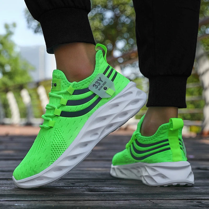 2025 Men Running Shoes Lightweight Sports Shoes Mesh Breathable Casual Running Shoes Women Anti Slip Outdoor New Product Launch
