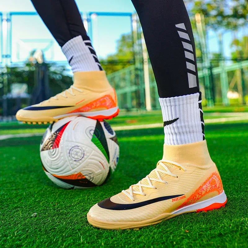New Men Women Professional Football Boots Training Cleats Sport Sneakers Trainer Lightweight Grass Non-slip Match Soccer Shoes