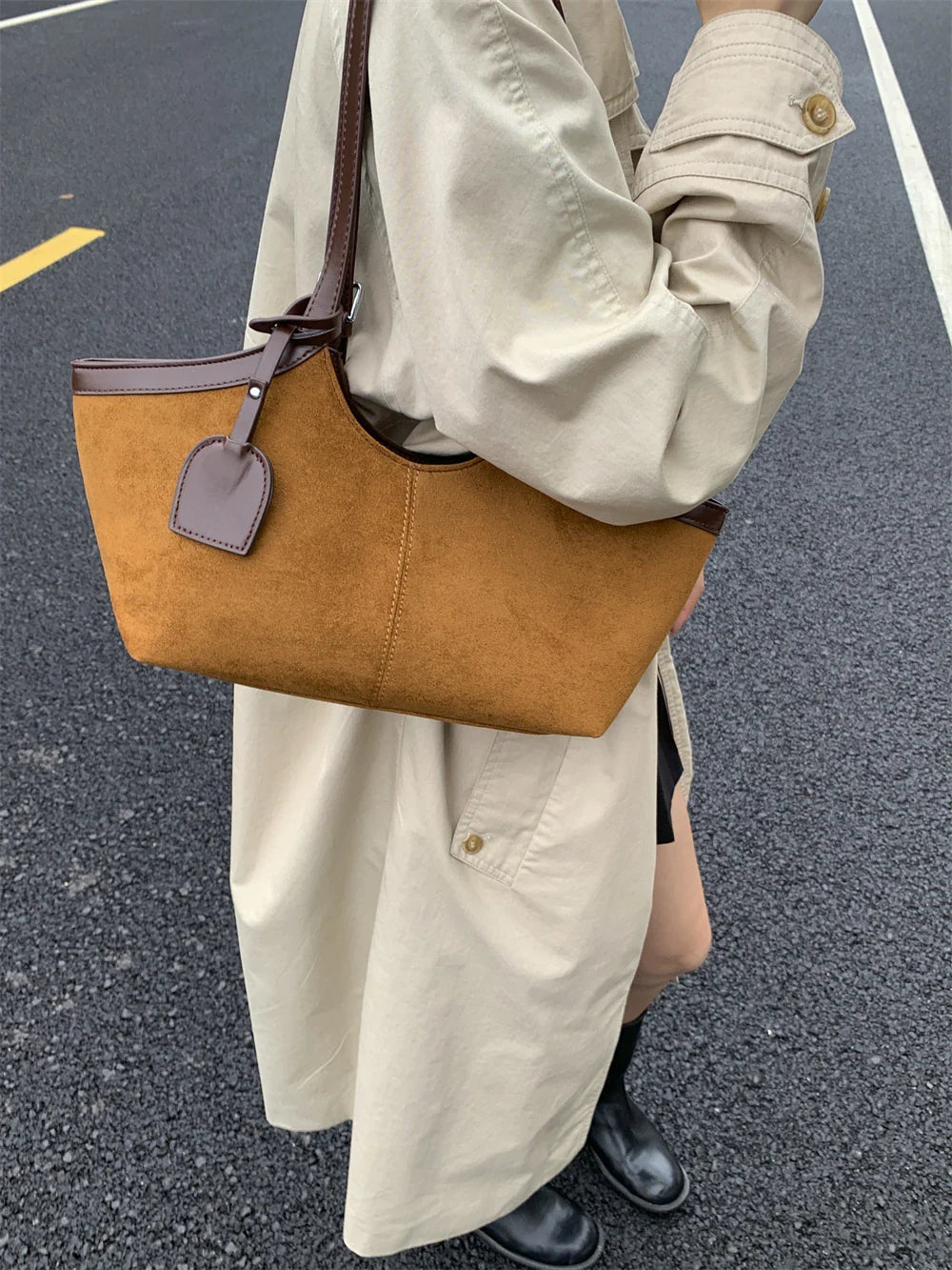 2026 Autumn Retro Suede Shoulder Bags for Women Faux Patchwork PU Underarm Armpit Bag Work Travel Casual Street Designer Handbag