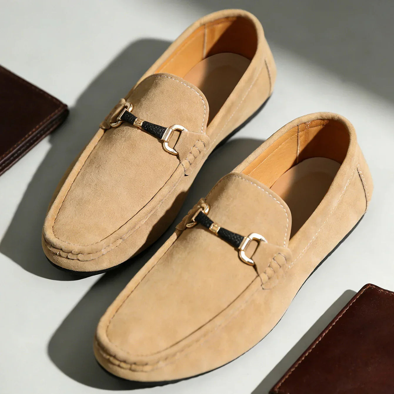 Classic Suede Leather Shoes Men Slip On Loafers Preppy Lightweight Breathable Wallking Driving Shoes Comfort Casual Men Sneakers