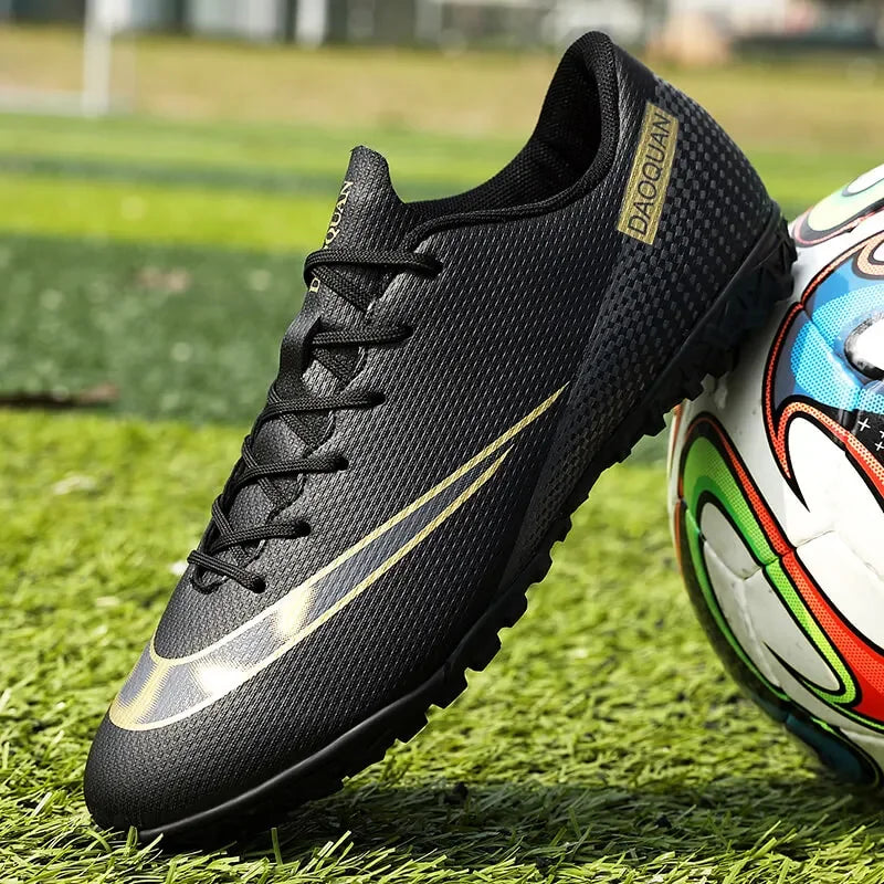 Men Football Boots Cleats Grass Sneakers Breathable Professional Soccer Shoes Outdoor Training Shoes Zapatos De Futbol Sport