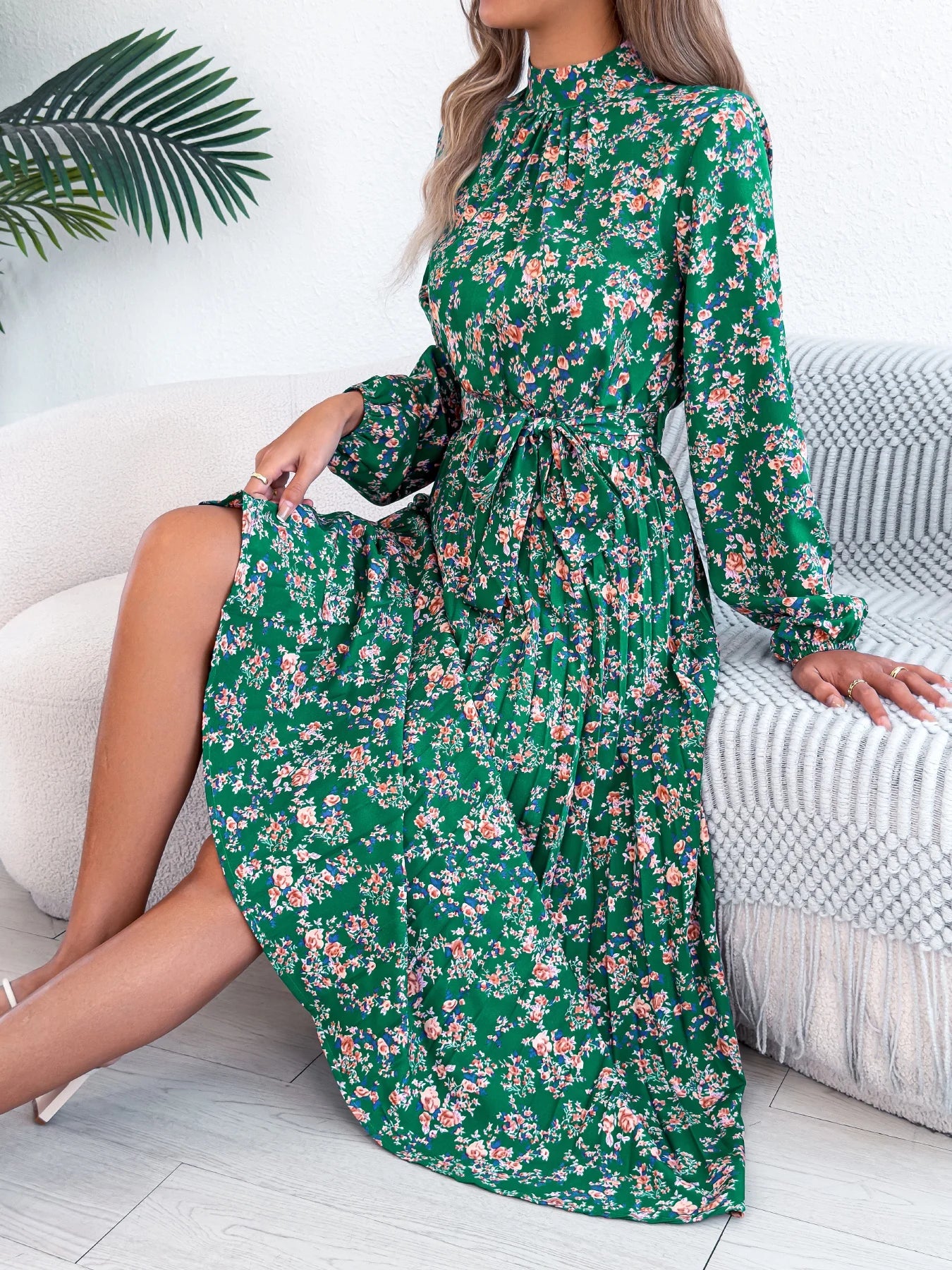 Floral Stand Up Collar Bridesmaid Dress 2026 Spring Summer Elegant Long Sleeve Waist Cinched Pleated Dresses Valentine's Day