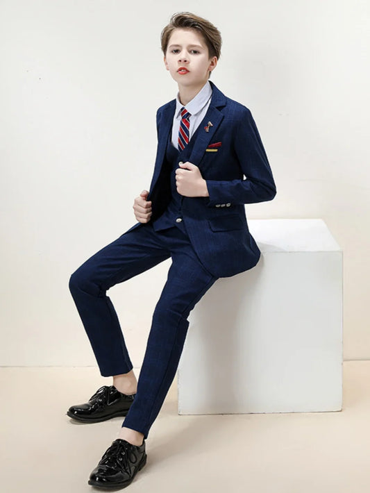 Notched Lapel Boys Slim Fit Suits 3 Pieces Host Costumes Autumn Long Sleeved Kids Suit Set Birthday Party Tuxedo Plus Size