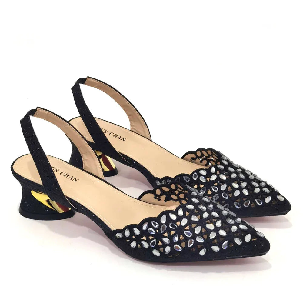 Low Heel Shoes for Women Hollowed Out Embroidery Rhinestone Italian Design Gold Color Pointed-Toe Shoes and Bags Set