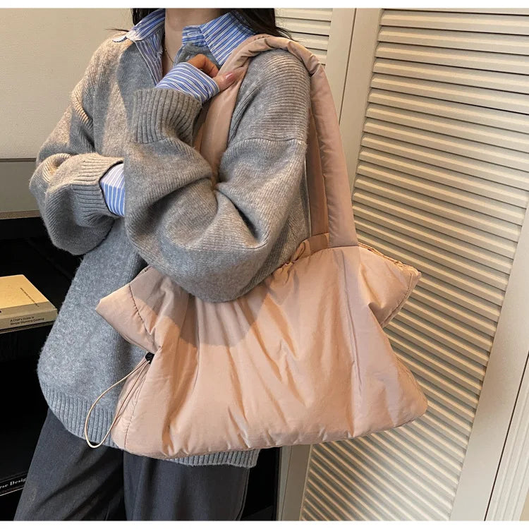 Fashion Winter Women Shoulder Bag Large Simple Shopping Commuting Bag Simple and Practical Textured Casual Versatile Tote Bag