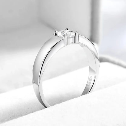 D Color 0.5CT 1CT Moissanite Ring for Men 925 Sterling Silver Simulation Diamond Wedding Band Classic Round Cut with