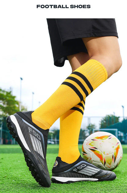 New Men Football Boots Long Spikes Ultralight Match Breathable Indoor Sneakers Soccer Shoes Cleats TF Training Drop Shipping