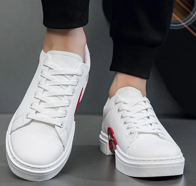 New Fashionable Personalized Men's Casual Board Shoes Versatile Flat White Shoes Men's Flat Shoes