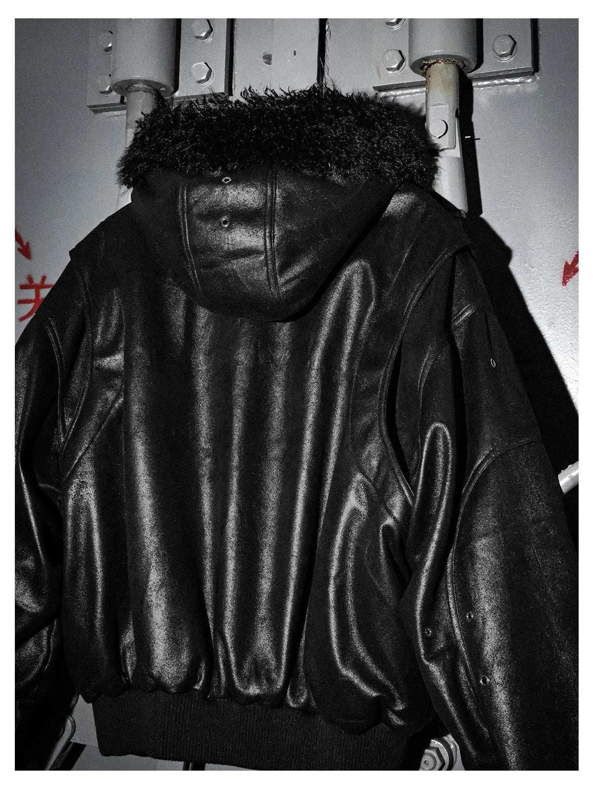 Spring Autumn Cool Short Oversized Thick Warm Pu Leather Jacket Men with Faux Fur Trim Hood Luxury Designer Clothes