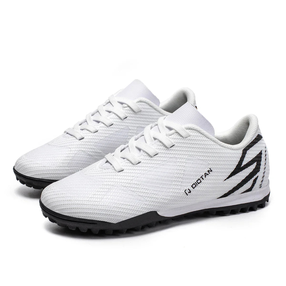 Low-top, soccer shoes, unisex, TF and FG, slip-resistant and wear-resistant, available in 3 colors. Sole spikes Not above ankle