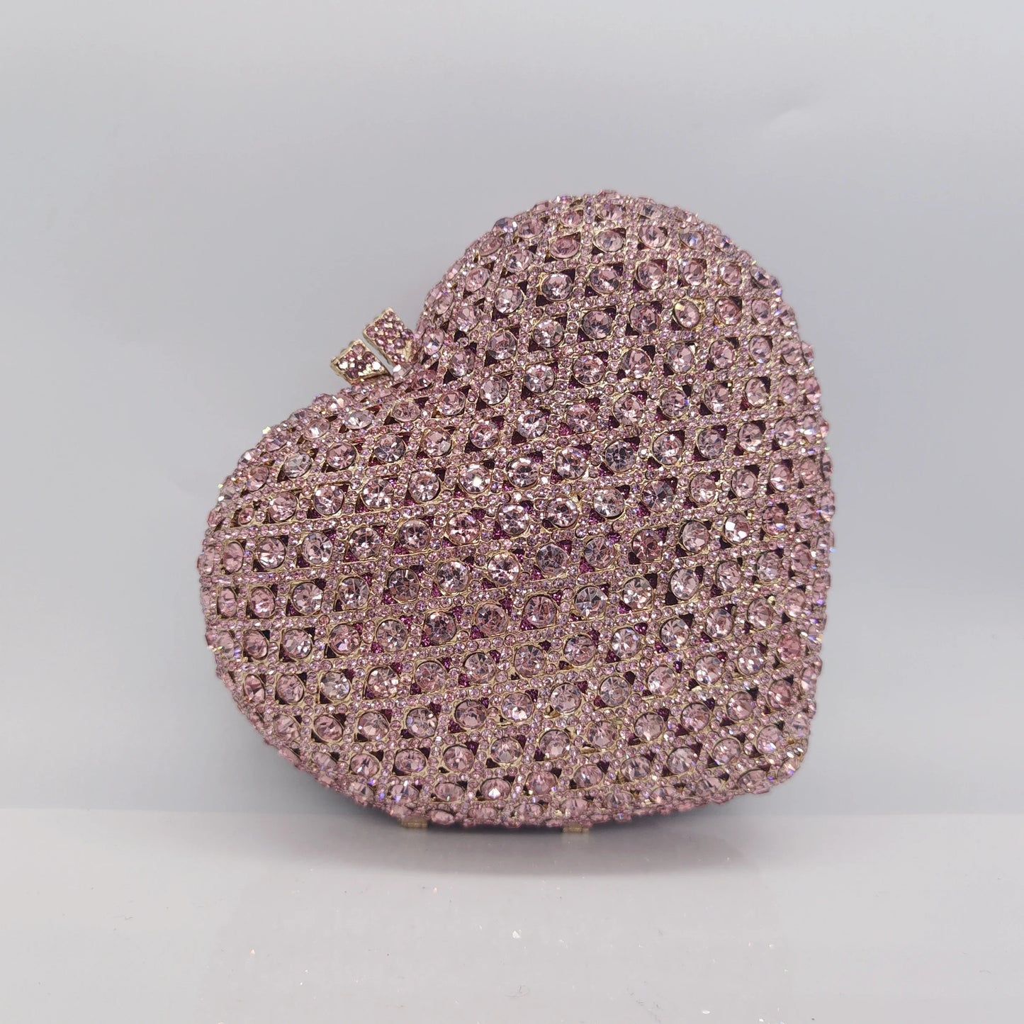 Plaid Heart Shape Clutch, Checkered Pattern Evening Bag for Women. OEM Custom Romantic Purse, Low MOQ Wholesale from Factory Dir