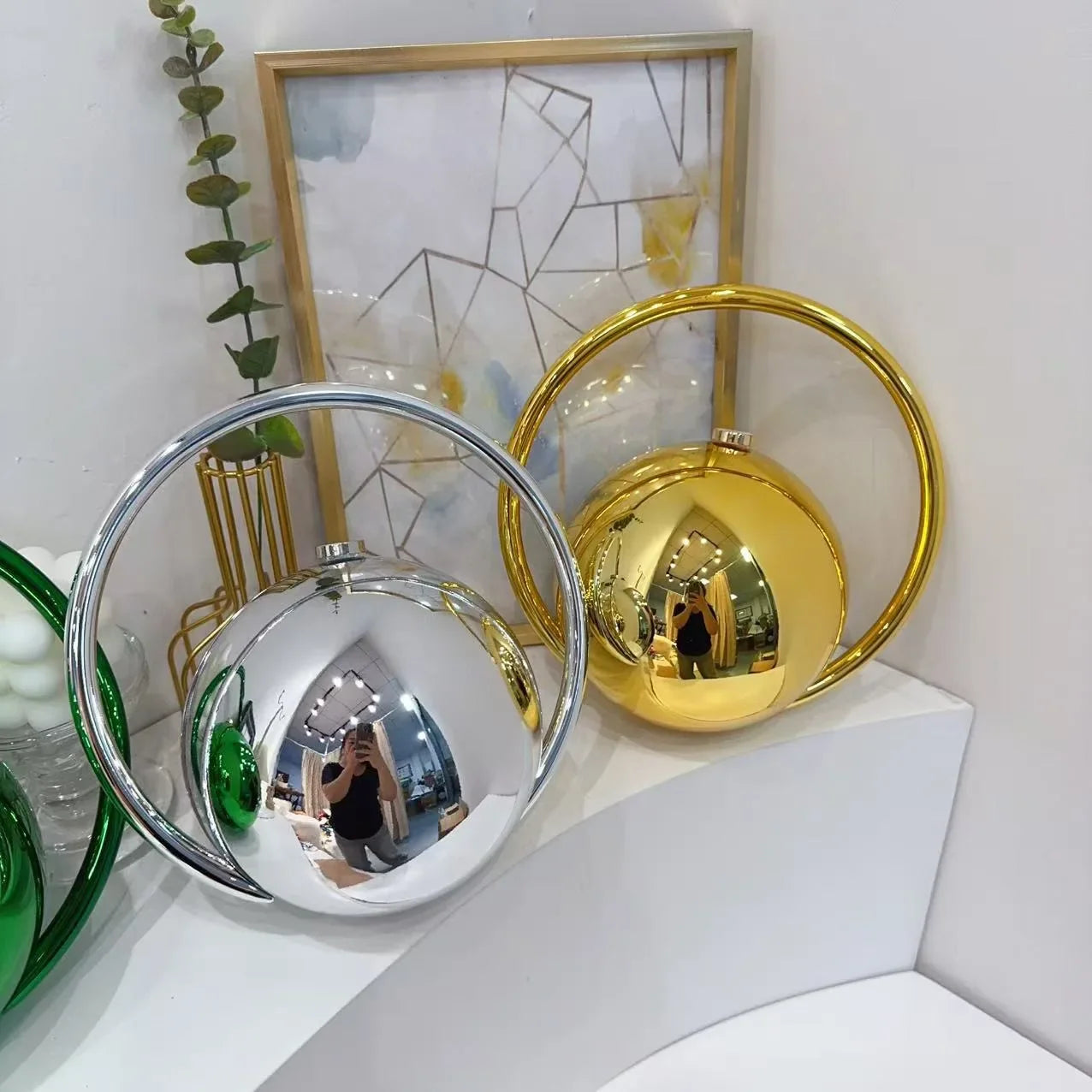 Gold Acrylic Round Ball Hand Bag For Women Handbags Silvery Evening Clutch Handbags Round Ball Purse 2025 Chic