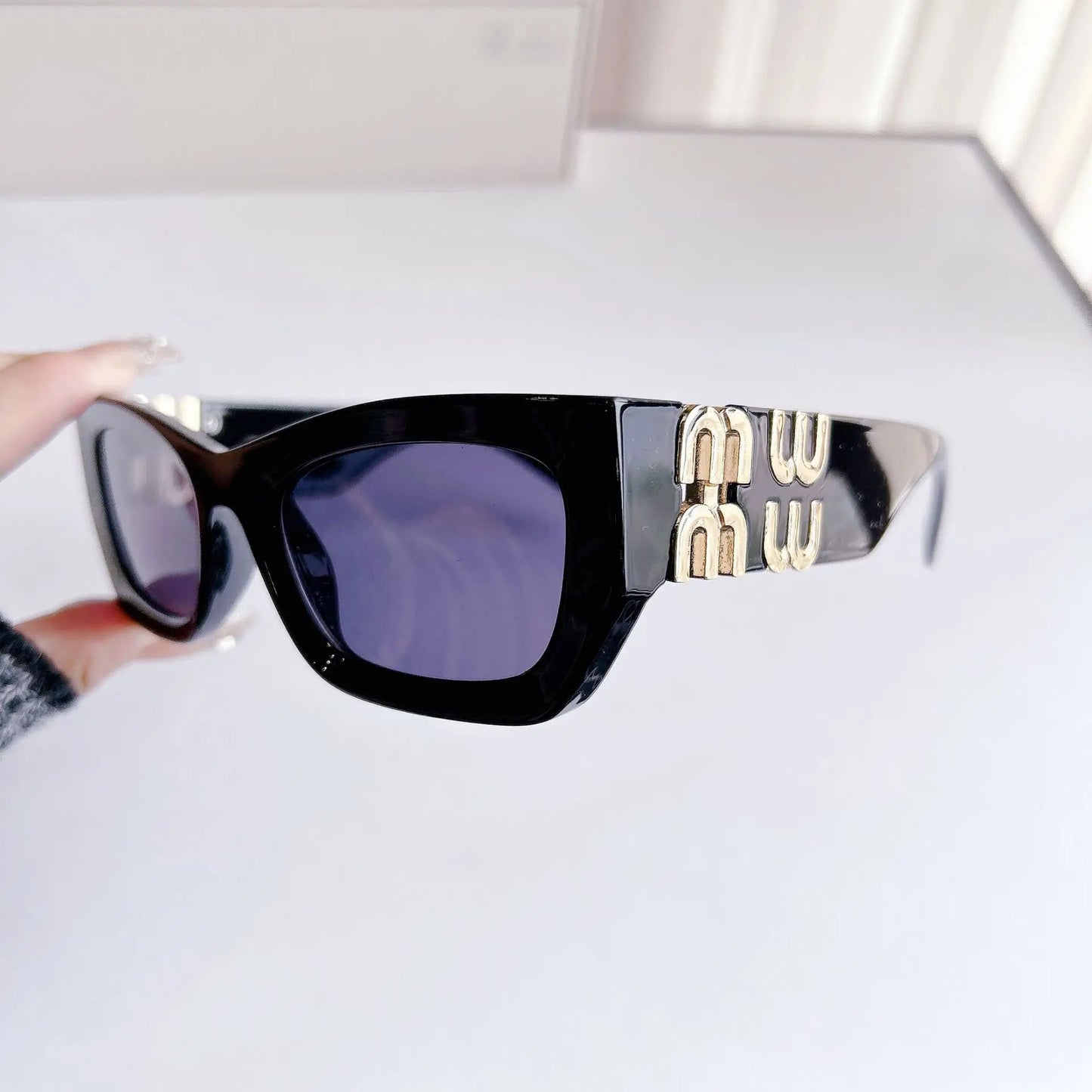 Light Luxury Designer Sun Glasses Women's Retro Polygonal Cat Eye Sunglasses for Men UV400 Personality Cool Trendy Glasses