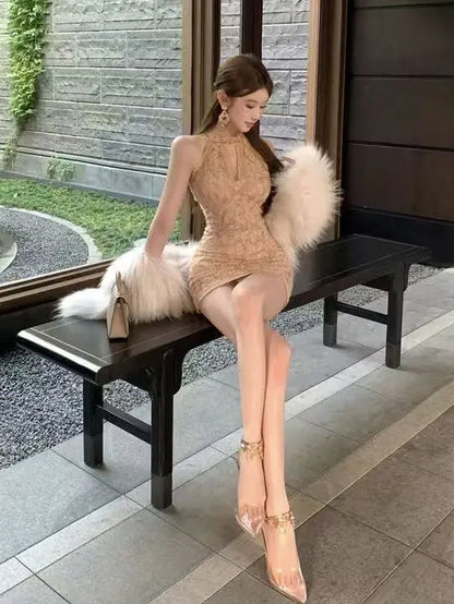 French Sexy Lace Hollow-out Halter Dress Elegant and Fashion Waist-cinching Slim-fit Bodycon Mini Skirt