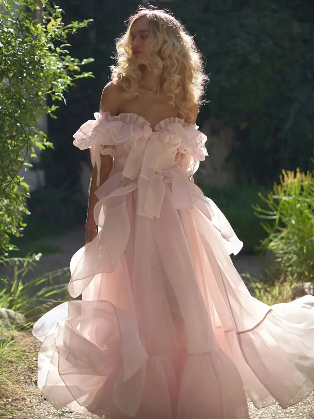 Baby Pink Off Shoulder Prom Dress Sweet Edge Curl Organza Vestidos De Noche Puffy Prom Dress Customized فساتين السهرة