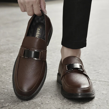 Men's Solid -Color Casual Loafers For Autumn And Winter Comfortable Soft -Soled Business Office Shoe And Metal Buckle Lazy Shoes