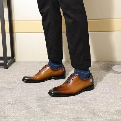 Designer Genuine Leather Mens Wholecut Oxford Shoes Luxury Brand Black Brown Dress Shoes for Business Office Formal Wear