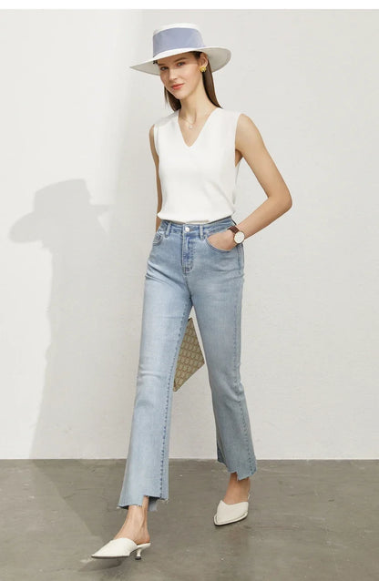 Minimalism Vests for Women 2023 Summer New Simple Versatile Hyperbola V-neck Slim Underlay Top Crop Tops Tank Top 12342277