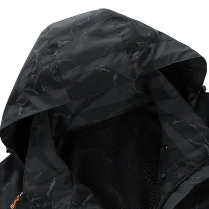 Spring Men's Windbreaker Korean Fashion Loose Waterproof Hooded Coat Outdoor Leisure Function Camping Camo Jacket Men's Workwear