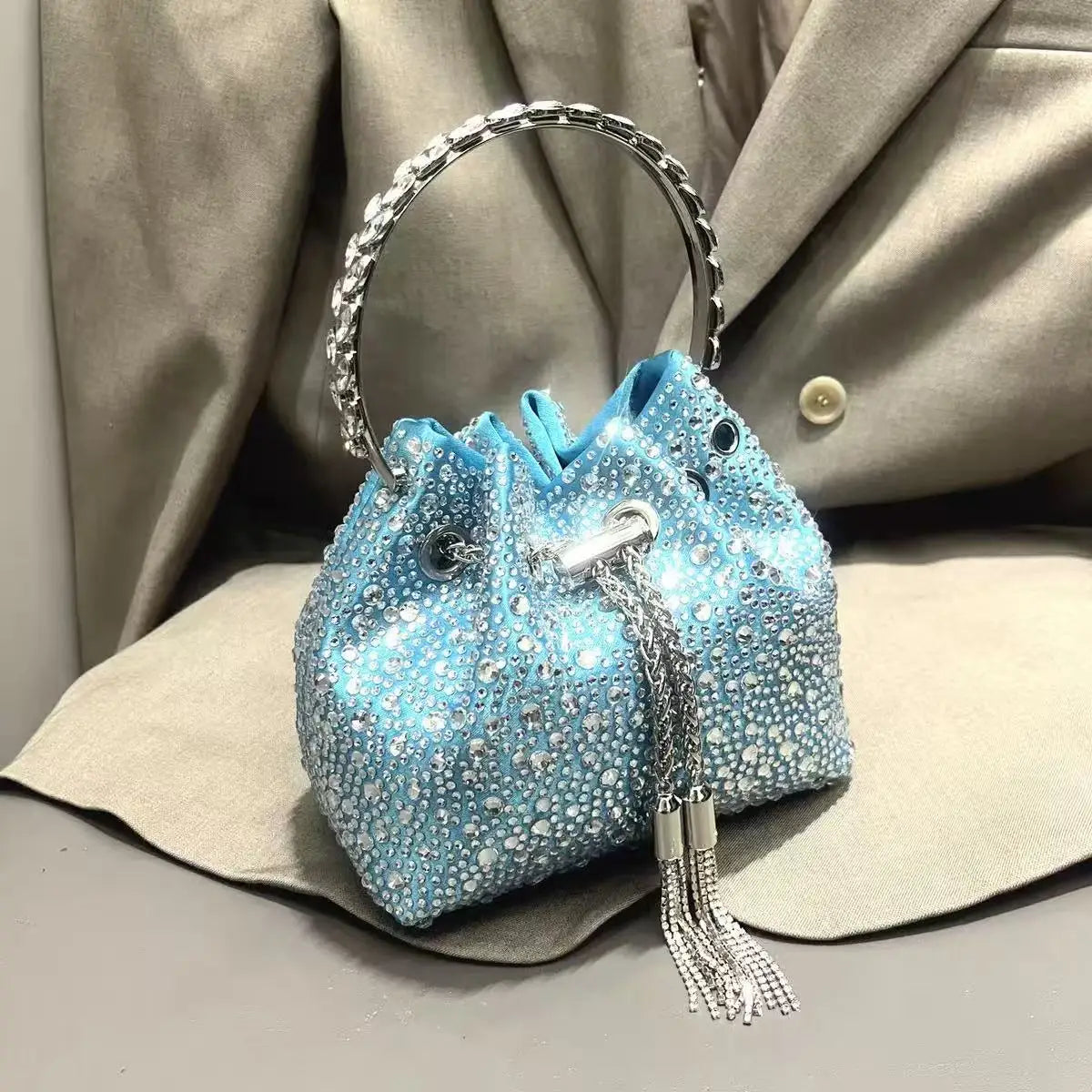 Luxury Designer Women Handbag Glitter Diamond Banquet Bag Satin Bucket Bag Wedding Party Clutch Purse Exquisite Evening Bag