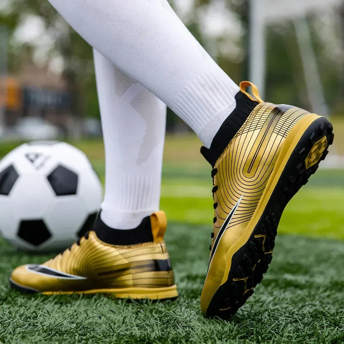 Men Soccer Shoes Ankle Outdoor Long Spikes Football Boots TF Professional Grass Cleats Unisex Football Shoes Chuteira Society