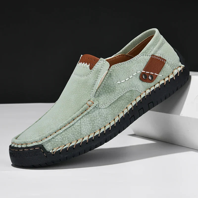 New Soft Men Loafers Slip On Leather Casual Shoes For Men Moccasins Plus Size 38-48 Flats Sneakers Men Handmade Design Man Shoes
