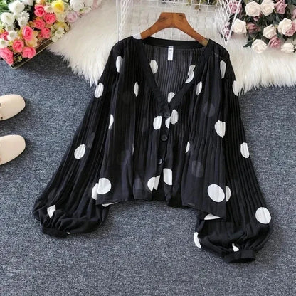 Casual V-Neck Chiffon Single Breasted Lantern Sleeve Folds Women's Blouse Shirt Female Clothing Tops 2024 Fashion