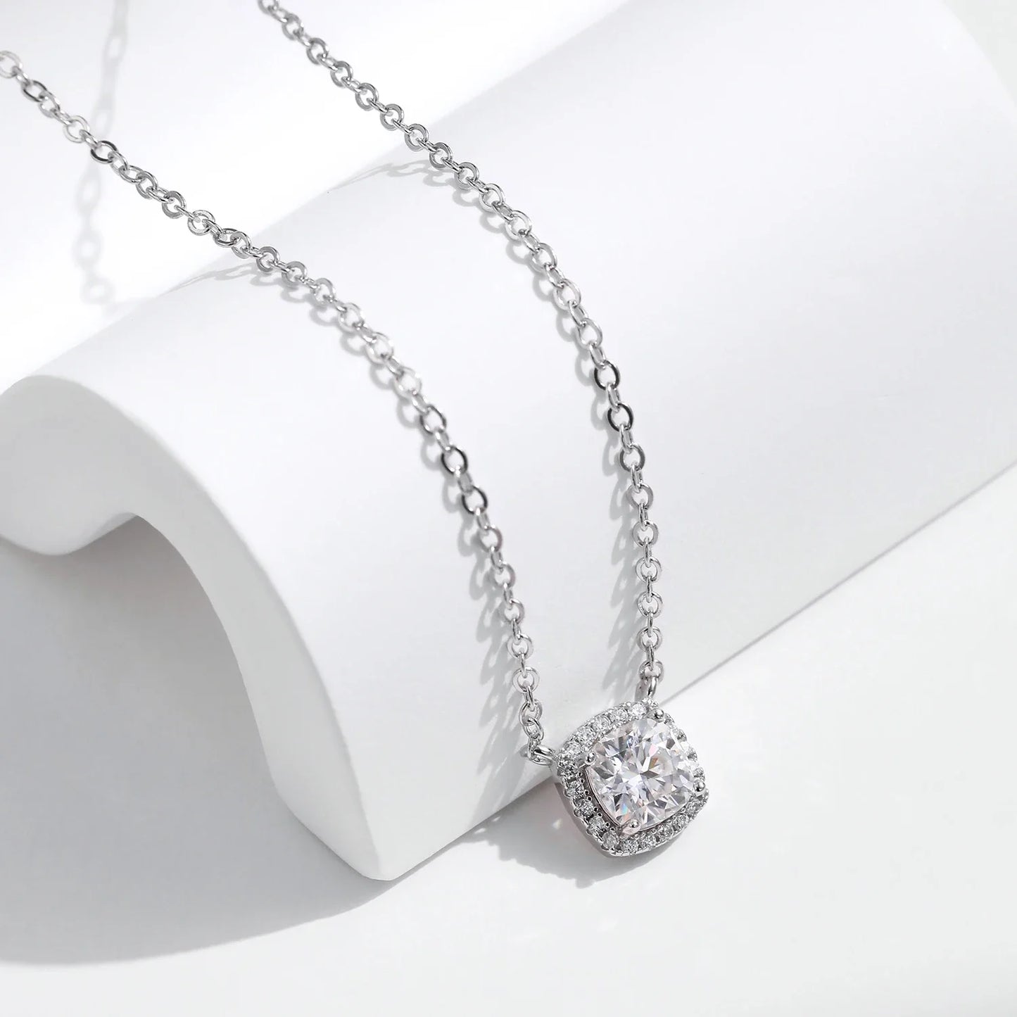 1 Carat Square Cushion Cut Halo Moissanite Pendant Necklace For Women 925 Sterling Silver Dazzling Wedding Bridal Jewelry