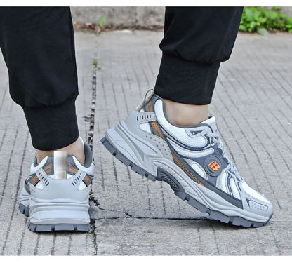 New Designers Action Leather Mesh Jogging Shoes Men Breathable Running Shoes Walking Sports Sneakers Athletic Trainers