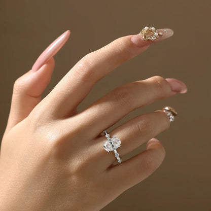 ATTAGEMS Nouvelle bague ovale en moissanite synthétique 3 carats D VVS1 en argent 925 pour femme, usage quotidien, décontracté, cadeaux d'anniversaire, bijoux de fête