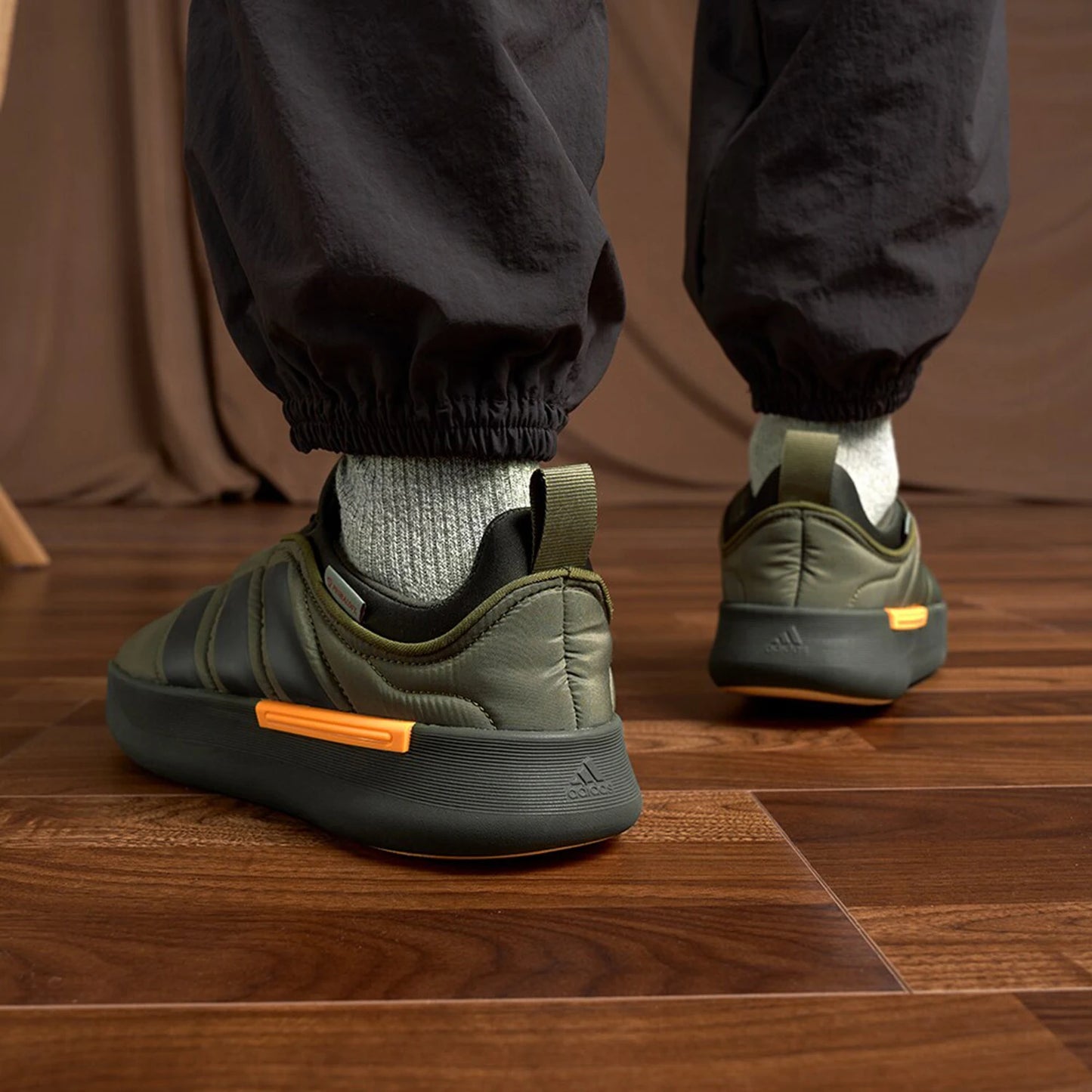 Official Genuine ADIPUFF Unisex Warm, Wear-Resistant, Shock-Absorbing Casual Sneakers IF4228
