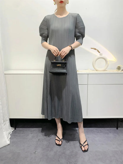 Miyake Pleated Dress 2024 Summer New Round Neck Loose and Comfortable A-line Short Sleeve Maix Dress