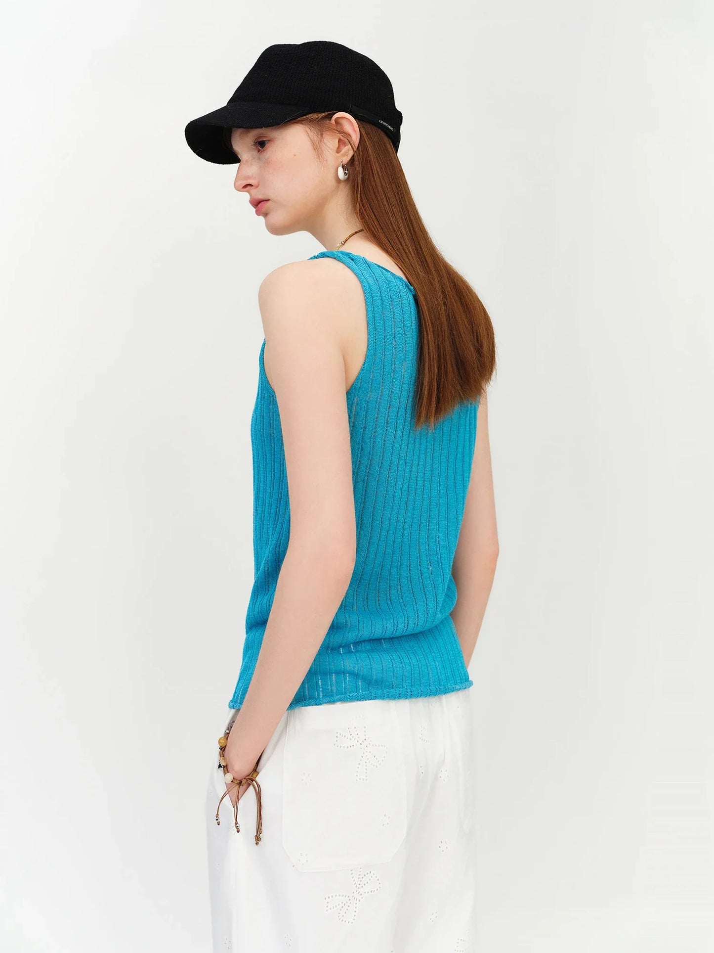 Stylish V-Neck Wool Knit Vest for Resort & Beach Vacation 2026 Summer New Arrival Casual Top Tanks Summer Sleeveless Camis