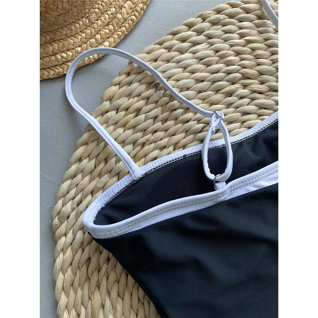 2025 New Sexy Splicing High Leg Cut Women Swimwear One Piece Swimsuit Female Monokini Padded Bather Bathing Suit Swim K5622