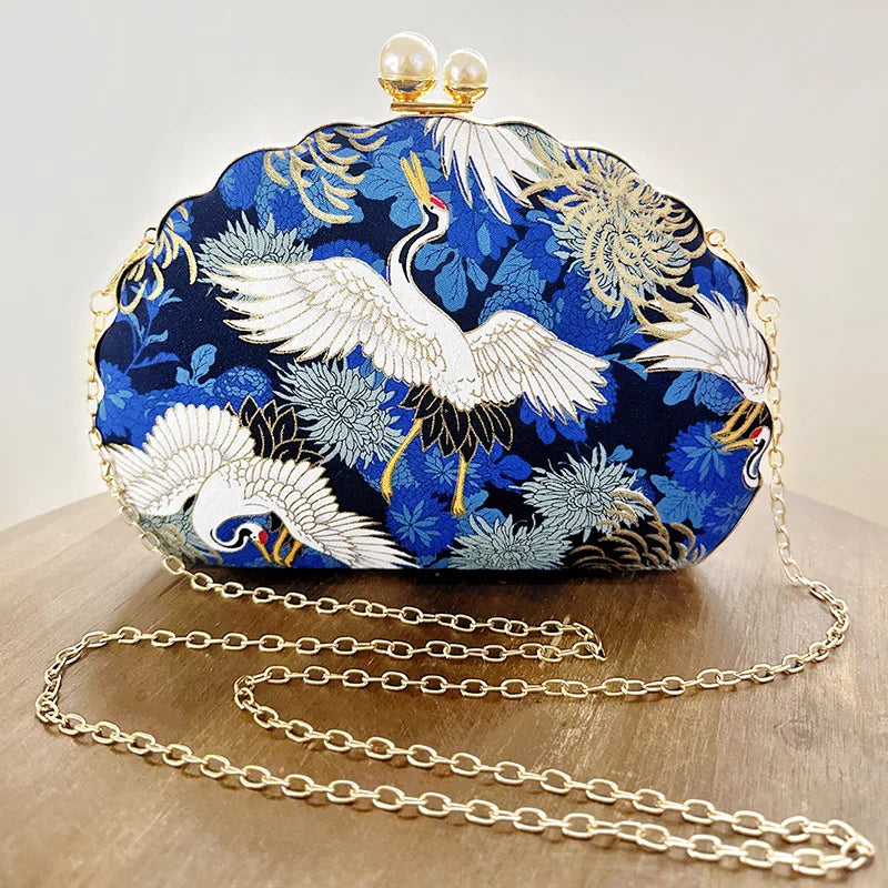 2023 Embroidery Women Evening Bag Wedding Shell Shaped Shoulder Handbags Mini Dinner Clutch Purse Pearl Hasp Purse Drop Shipping