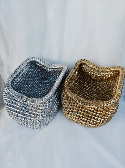 Yingzi Silver Cloth Strip Crochet Clip Bag Woven Underarm Bag Metallic Lustre Clutch Large Size Bag